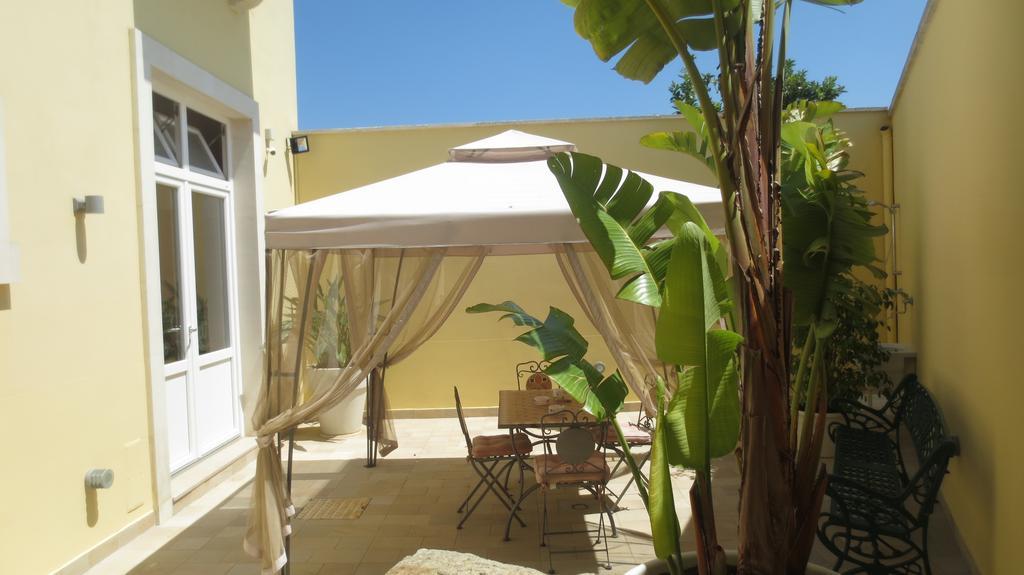 Antico Casale B&B Veglie Exterior photo